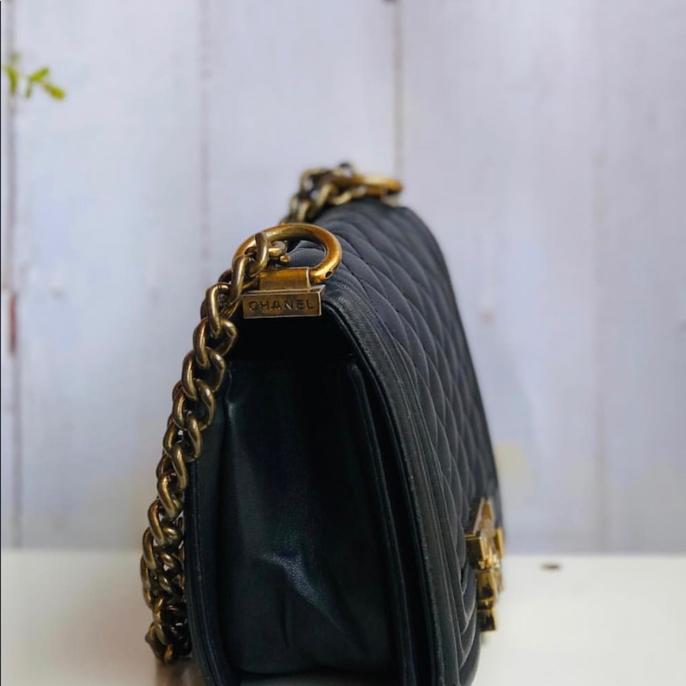 Channel handbag - Picture 2 of 5